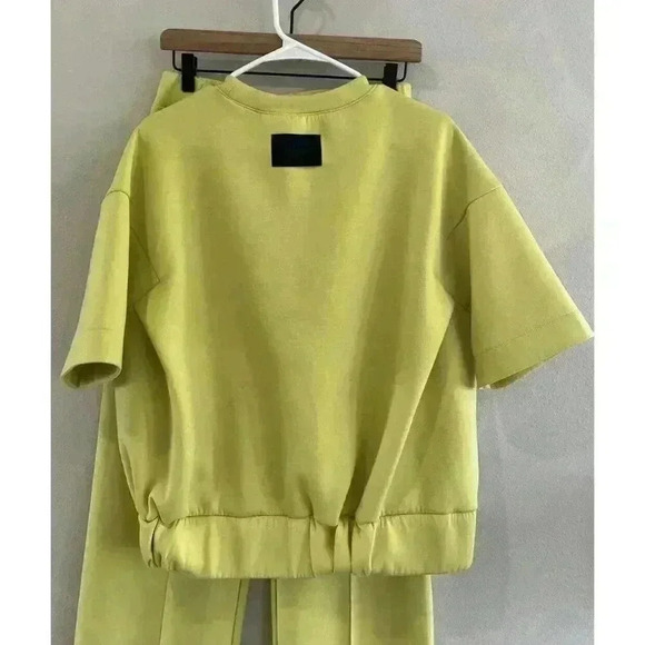 Short Sleeve Lime Top - Picture 2 of 9